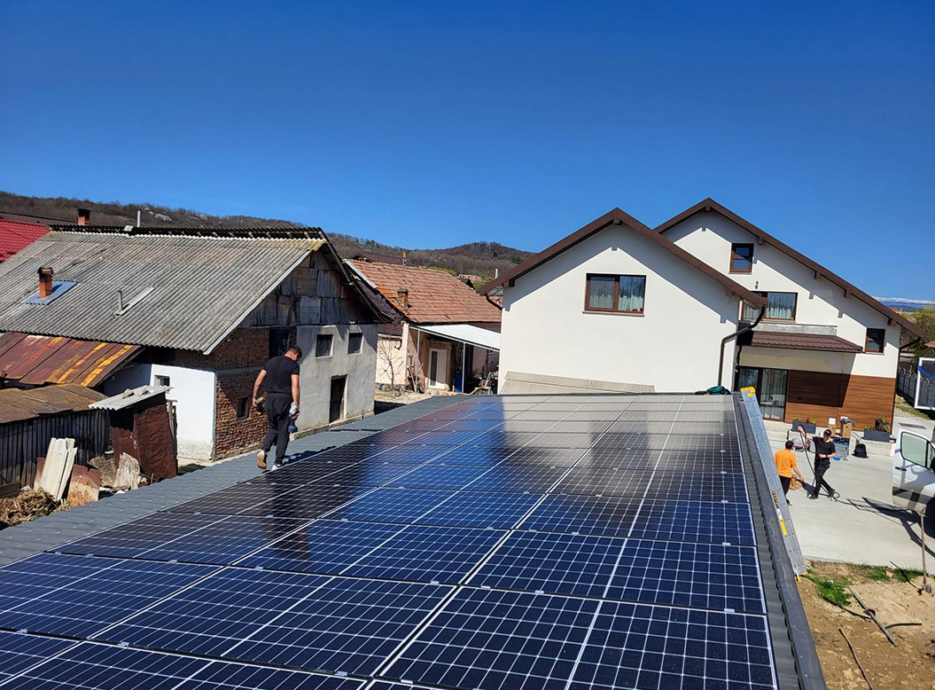 Argeșelu 13,36 kW, 33 panouri Canadian Solar 405 Wp