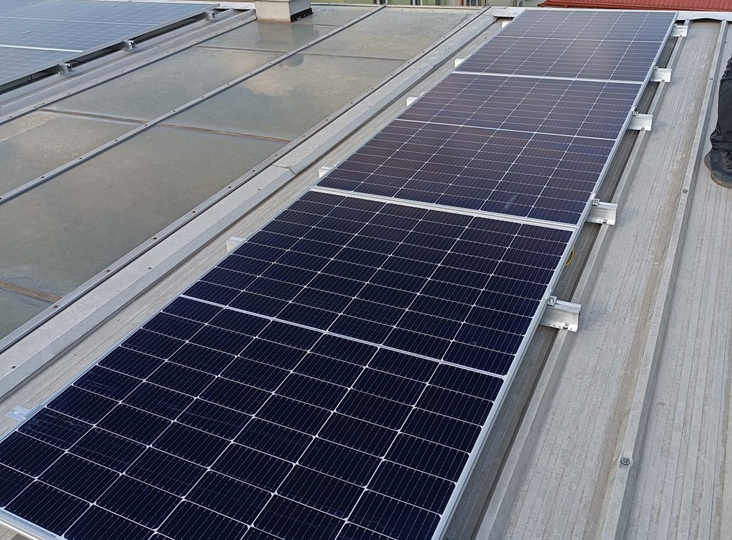 București 7,29 kW, 18 panouri Canadian Solar 405 Wp