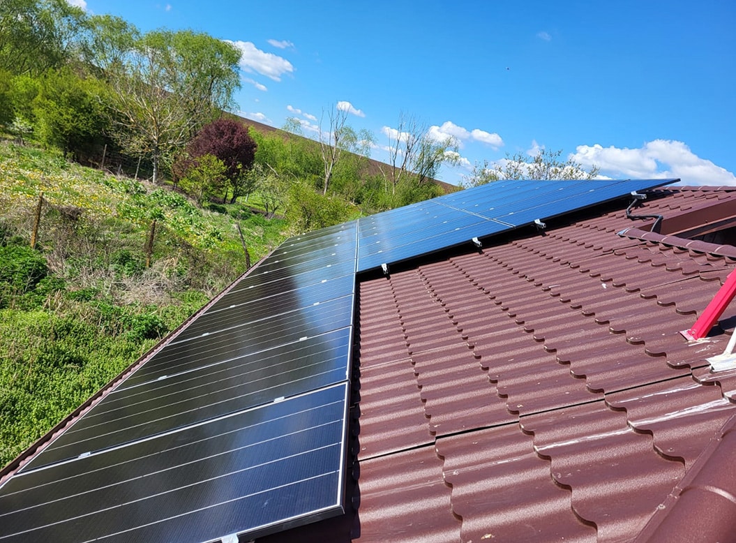 Teleorman 10,37 kW, 25 panouri Hyundai 415 Wp