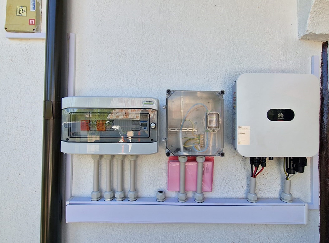 Teleorman 6,225 kW, 15 panouri Hyundai 415 Wp